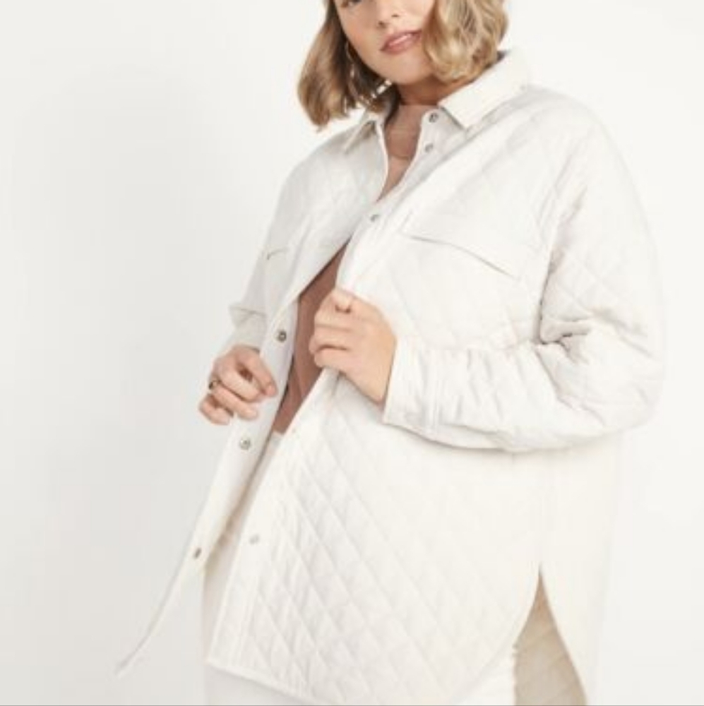 Old Old Navy Women’s Stretchtech Oversized Quilted Shacket Jacket